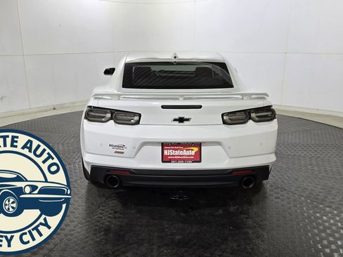 Used 2020 Chevrolet Camaro SS image 9