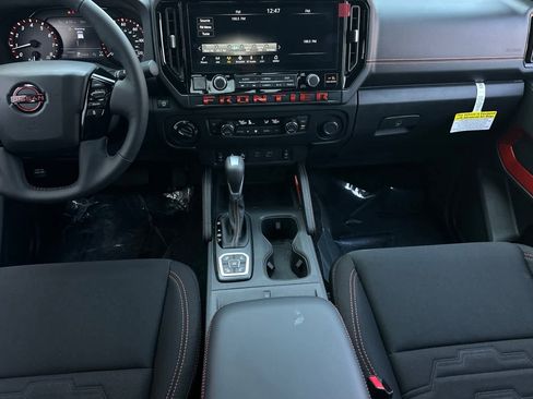 New 2026 Nissan Frontier PRO-4X w/ Pro-4x Convenience Package image 4