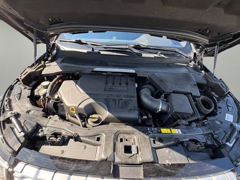 Used 2020 Land Rover Discovery Sport image 40