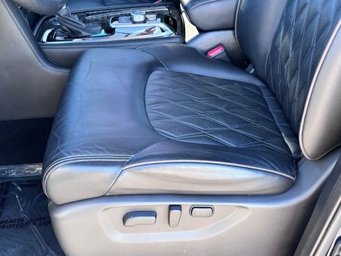 Used 2024 Nissan Armada Platinum w/ Captain's Chairs Package RWD image 28