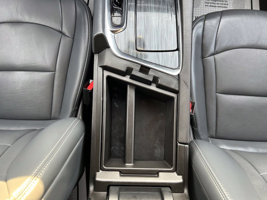 Used 2023 Buick Enclave Essence AWD/4WD image 14