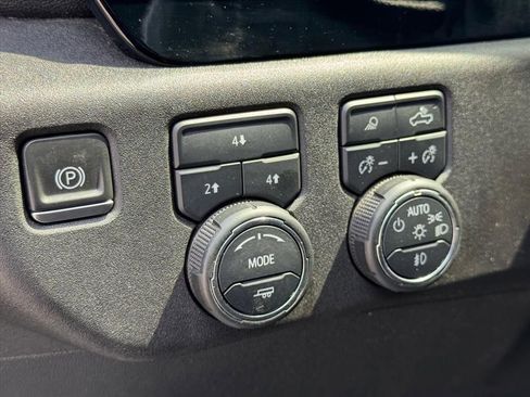 Used 2024 Chevrolet Silverado 2500 LT w/ All Star Edition AWD/4WD image 16