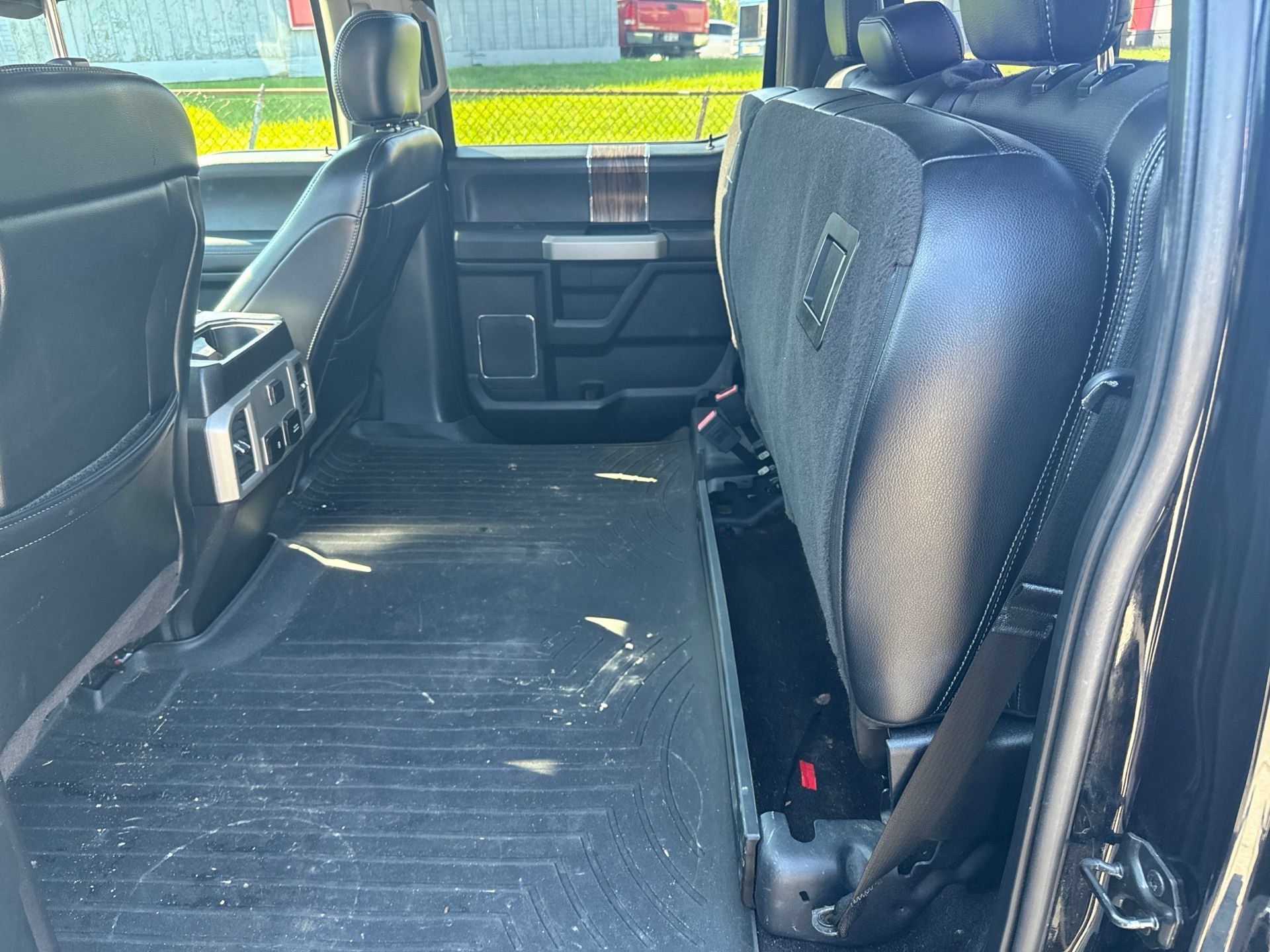 Used 2018 Ford F150 Lariat AWD/4WD image 8