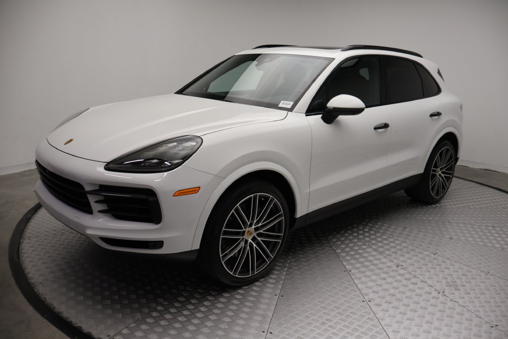 Certified 2023 Porsche Cayenne S AWD/4WD image 1