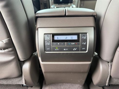 Used 2019 Lexus GX 460 Premium AWD/4WD image 40