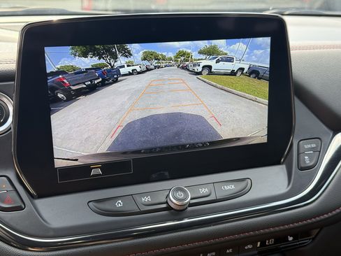 Used 2025 Chevrolet Blazer RS FWD image 21