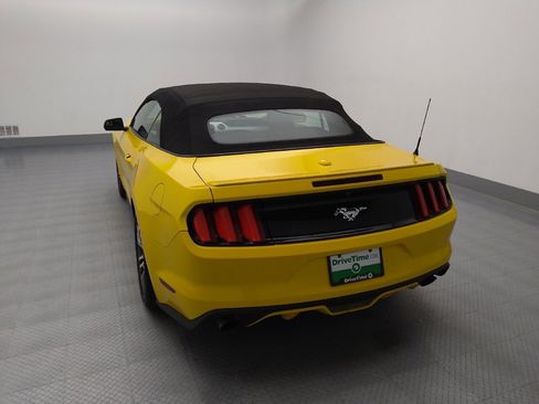Used 2016 Ford Mustang Premium image 6