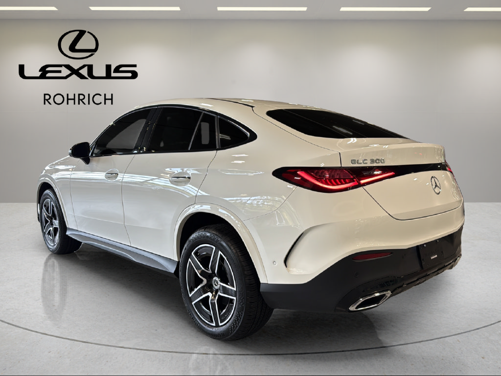 Used 2024 Mercedes-Benz GLC 300 4MATIC image 8