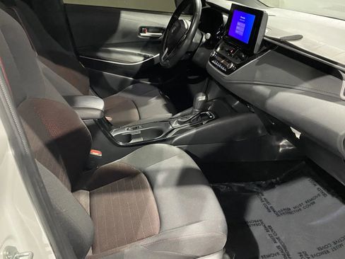 Used 2024 Toyota Corolla SE image 6