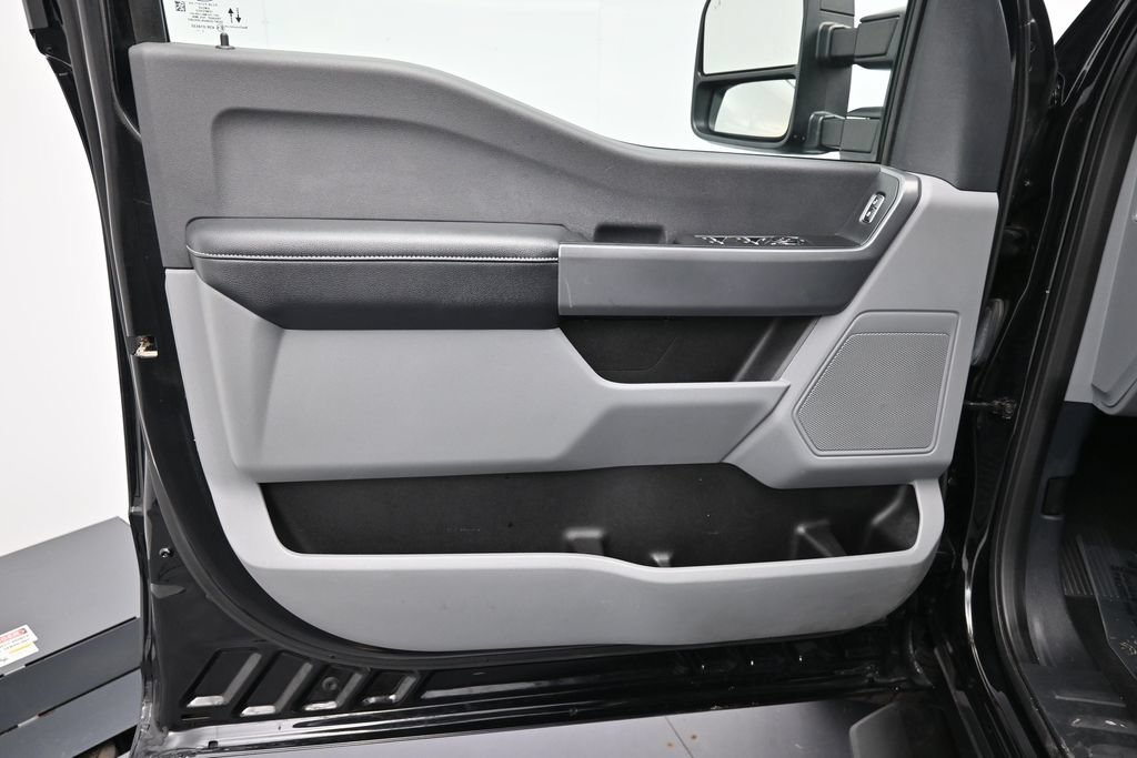 Used 2023 Ford F350 XL w/ STX Appearance Package AWD/4WD image 9