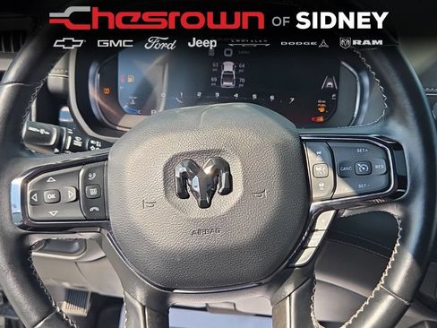 Used 2025 RAM 2500 Limited AWD/4WD image 27