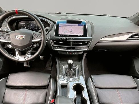 Used 2022 Cadillac CT5 V Blackwing image 7