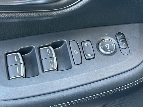 New 2026 Honda HR-V EX-L image 13