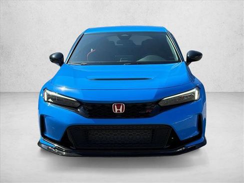 Used 2023 Honda Civic Type R image 2
