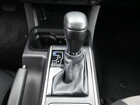 Used 2023 Toyota Tacoma TRD Off-Road image 25