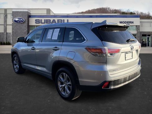 Used 2015 Toyota Highlander XLE image 7
