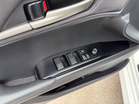Used 2025 Toyota Camry LE FWD image 18