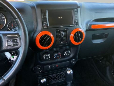 Used 2016 Jeep Wrangler Unlimited Sport w/ Quick Order Package 24S AWD/4WD image 7