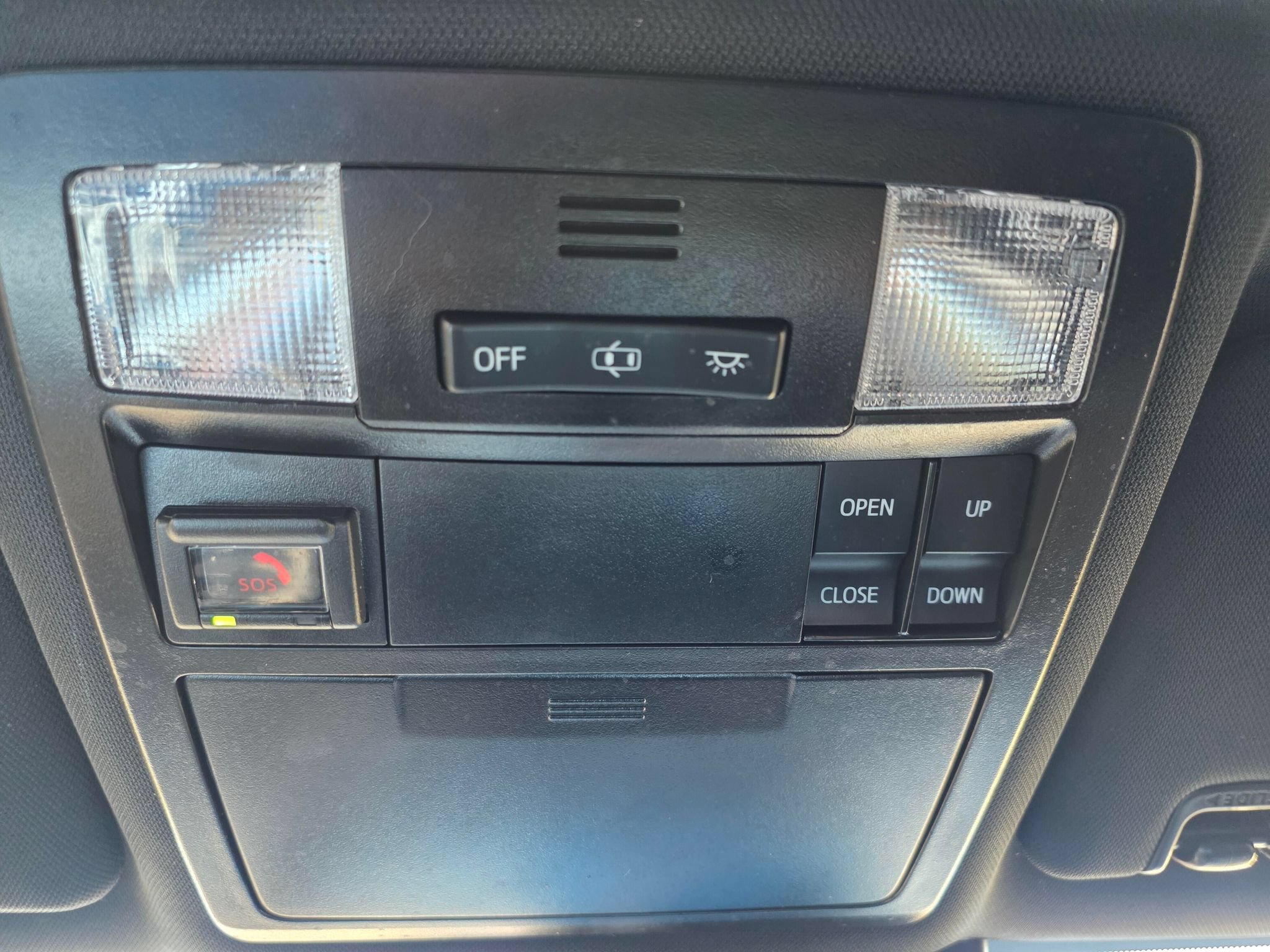 Used 2021 Toyota Tacoma Limited w/ Blackout Package (TMS) AWD/4WD image 20