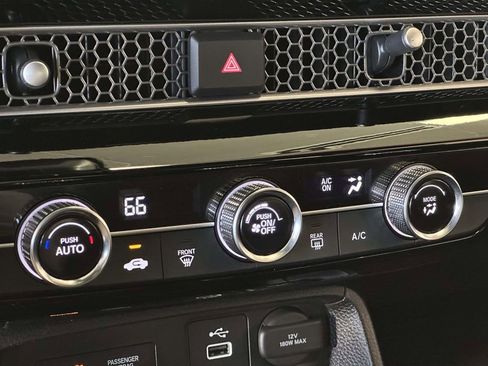Used 2023 Honda Civic Sport image 30