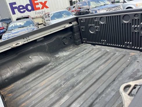 Used 2022 Nissan Frontier Pro-X w/ Pro-X Premium Package RWD image 13
