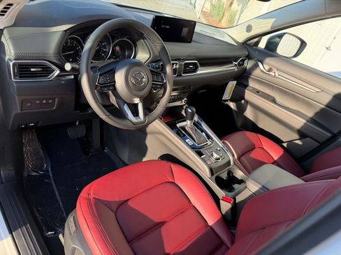 New 2025 MAZDA CX-5 Carbon Edition image 2