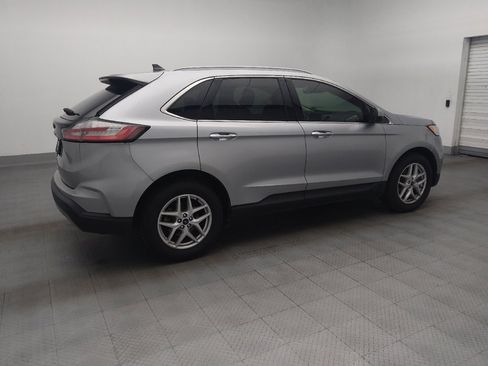 Used 2021 Ford Edge SEL w/ Convenience Package FWD image 10