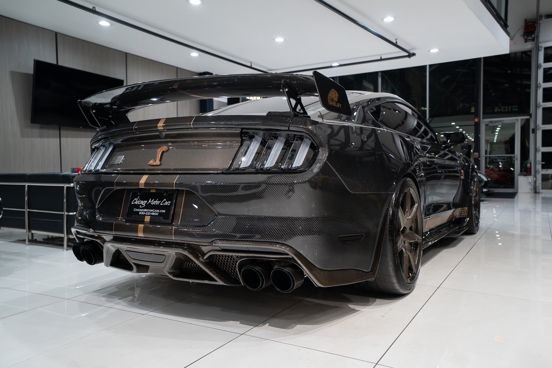 Used 2022 Ford Mustang Shelby GT500 w/ Carbon Fiber Track Pack RWD image 43