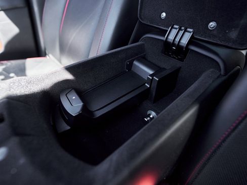 Used 2019 Rolls-Royce Ghost image 65