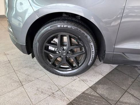 Used 2024 Ford Edge SEL image 35