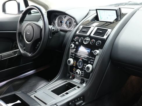 Used 2011 Aston Martin V8 Vantage Coupe RWD image 66