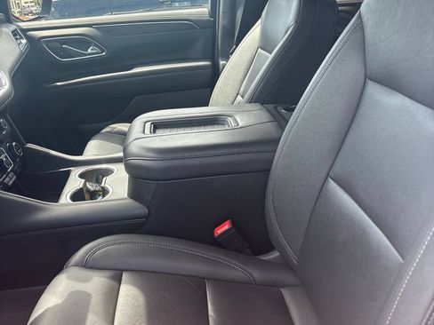 Used 2024 Chevrolet Tahoe LT RWD image 14