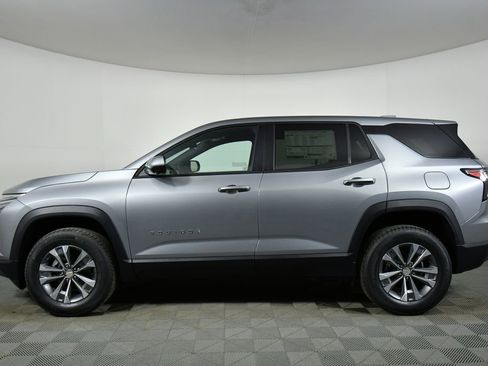 New 2026 Chevrolet Equinox LT w/ Safety and Technology Package AWD/4WD image 16