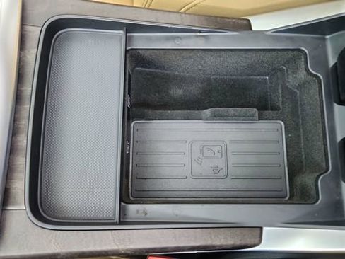 Used 2023 Audi Q8 Premium Plus w/ Premium Plus Package image 51