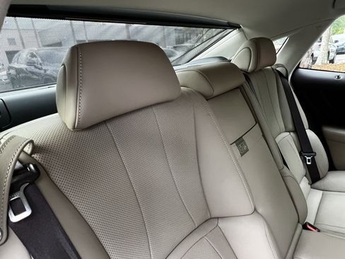 Used 2018 Lexus LS 500 AWD w/ Accessory Package (Z1) image 43