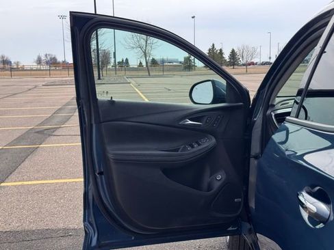 Used 2024 Buick Encore GX Avenir w/ Avenir Technology Package image 4