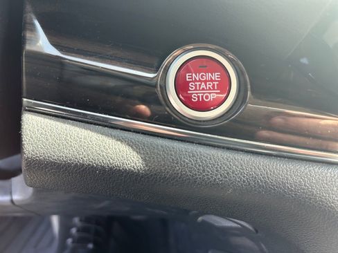 Used 2016 Honda CR-V Touring image 24