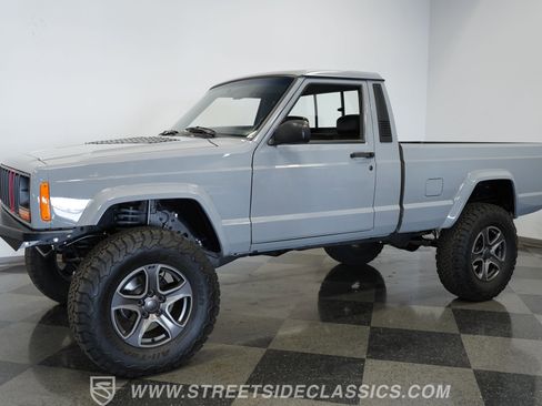 Used 1990 Jeep Comanche Pioneer image 6