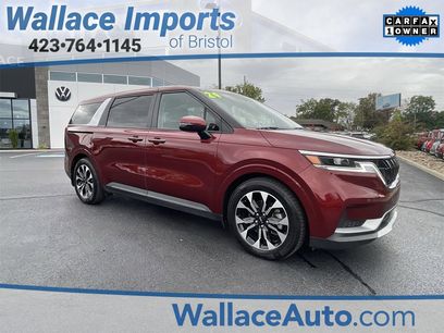 Certified 2024 Kia Carnival EX