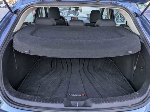 Used 2018 MAZDA MAZDA3 Sport image 25