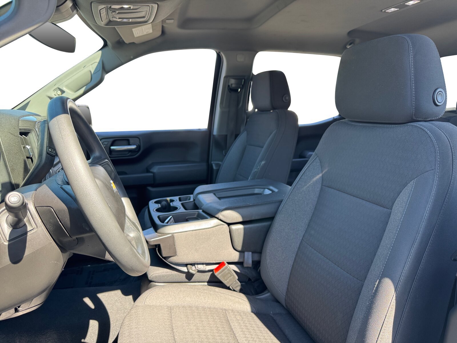 Used 2024 Chevrolet Silverado 1500 Custom w/ LPO, Dark Essentials Package RWD image 9