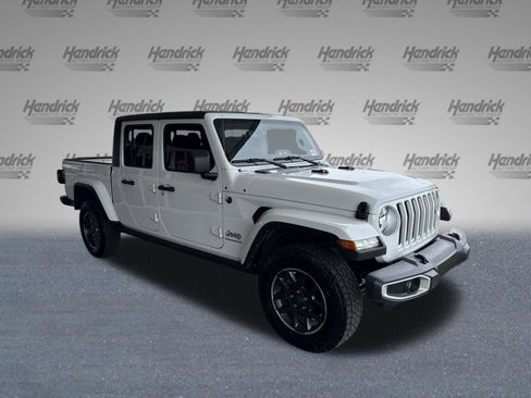 Used 2023 Jeep Gladiator Overland image 3