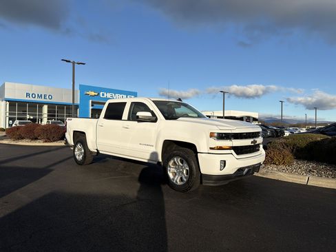 Used 2017 Chevrolet Silverado 1500 LT w/ All Star Edition image 3