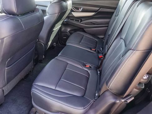 Used 2022 Subaru Ascent Limited w/ Technology Package image 17