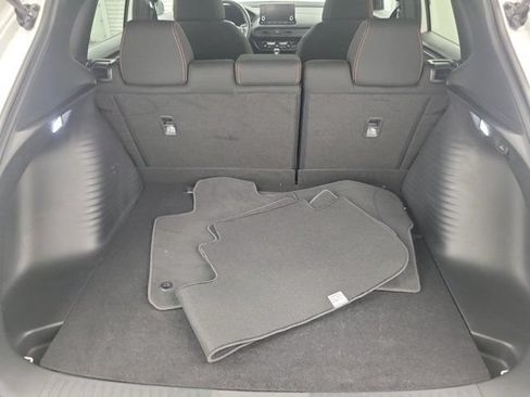Used 2025 Honda HR-V Sport image 11