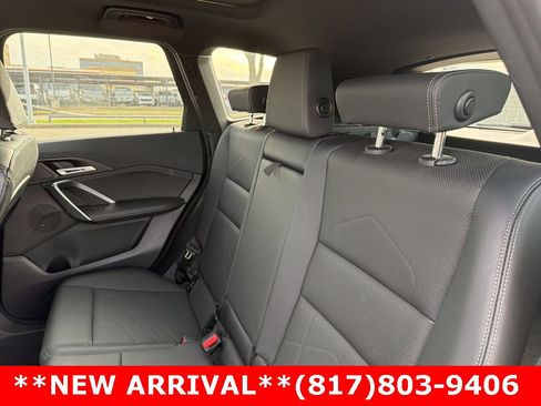 Used 2023 BMW X1 xDrive28i image 11