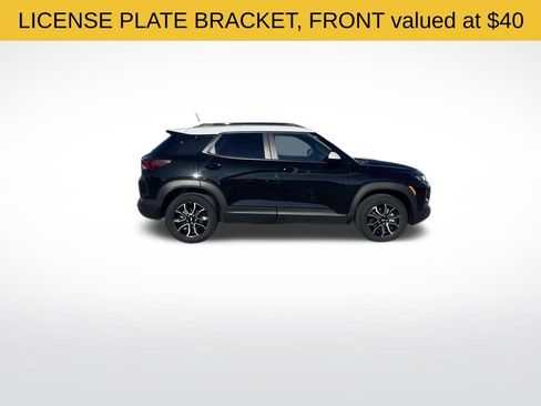 Used 2023 Chevrolet TrailBlazer ACTIV w/ Sun and Liftgate Package AWD/4WD image 6