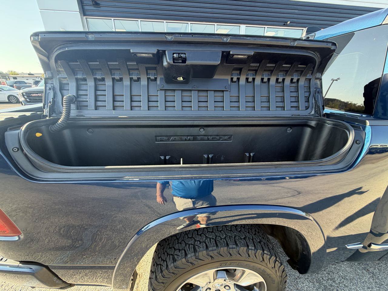 Used 2023 RAM 1500 Limited AWD/4WD image 9