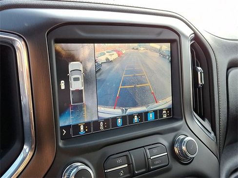 Used 2020 GMC Sierra 1500 AT4 w/ Off-Road Performance Package image 20