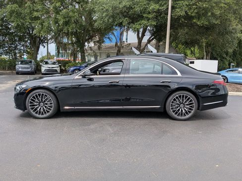Used 2024 Mercedes-Benz S 500 4MATIC image 2